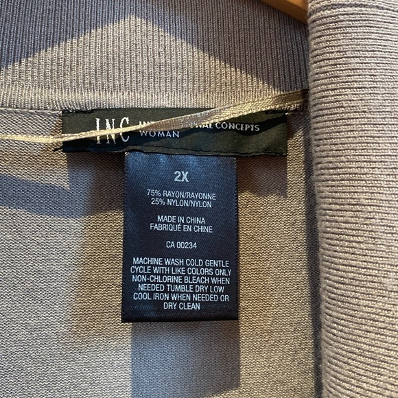 INC International Cropped Cardi - Picture 3 of 4